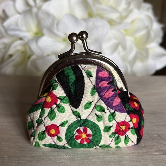 Vera Bradley MINI Kisslock Coin Purse - Picture 4 of 10